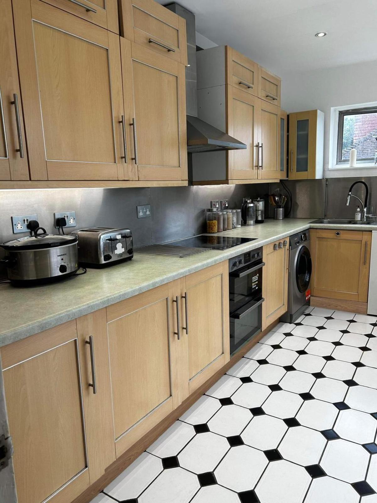 Wandworth, South London Deluxe King Room 2 ภายนอก รูปภาพ